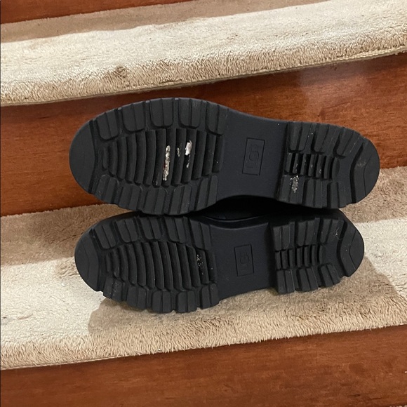 Authentic UGG Australia Leather Black Combat Boots Women SZ 8 Like New - Picture 7 of 11